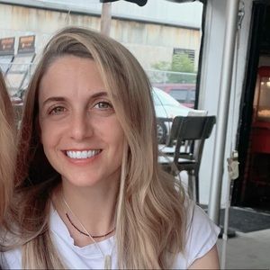 Meet your Posher, Nadia